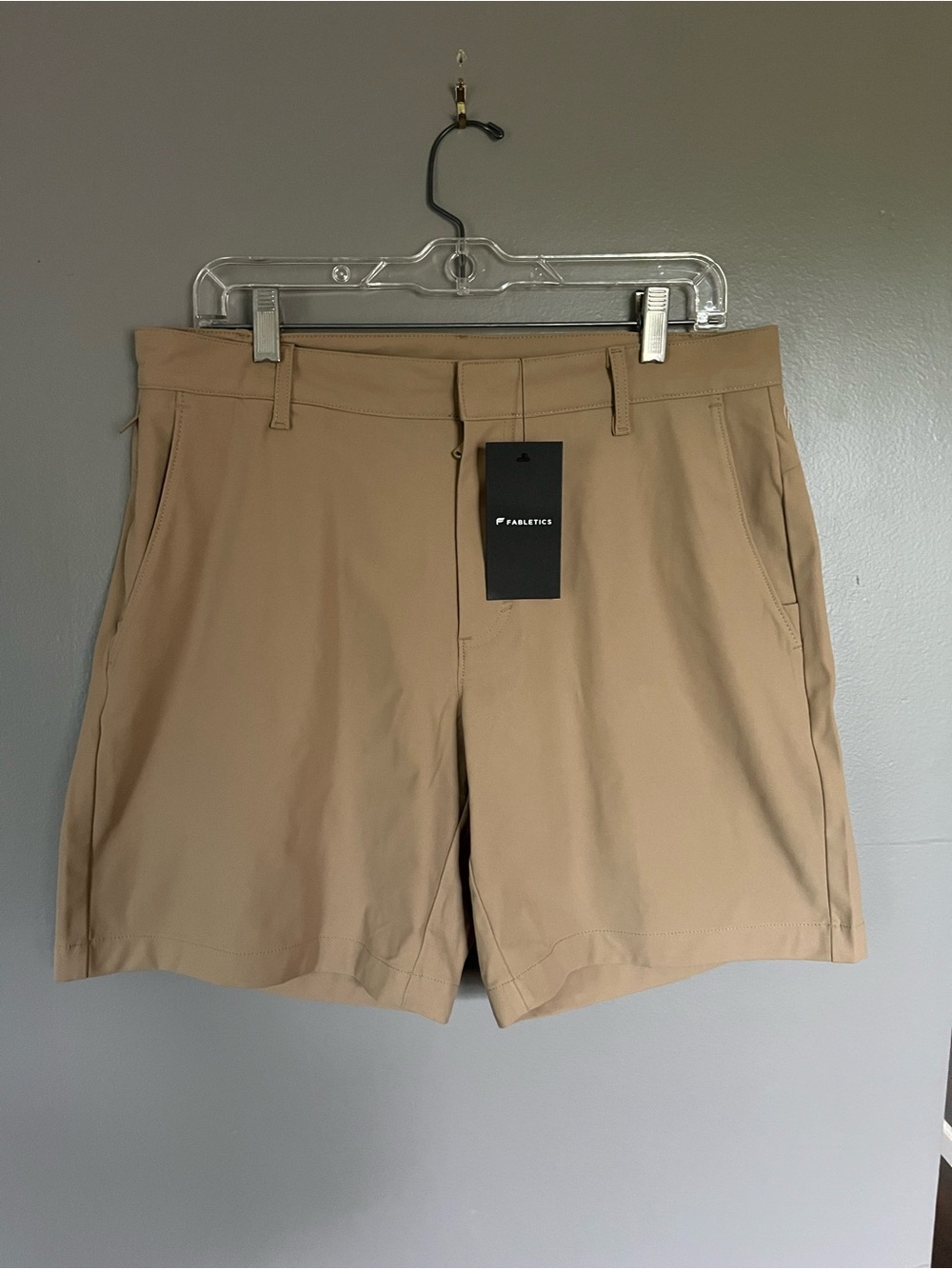 Fabletics The Only Short - Picture 1 of 4